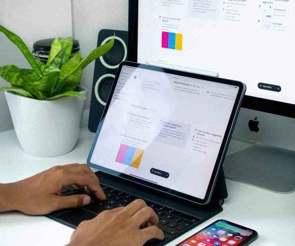 photo-1594892185343-0241e1d47d15